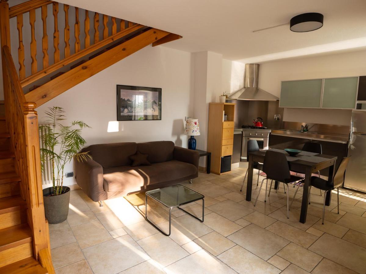 Apartamento Casa Celesta Aosta Exterior foto